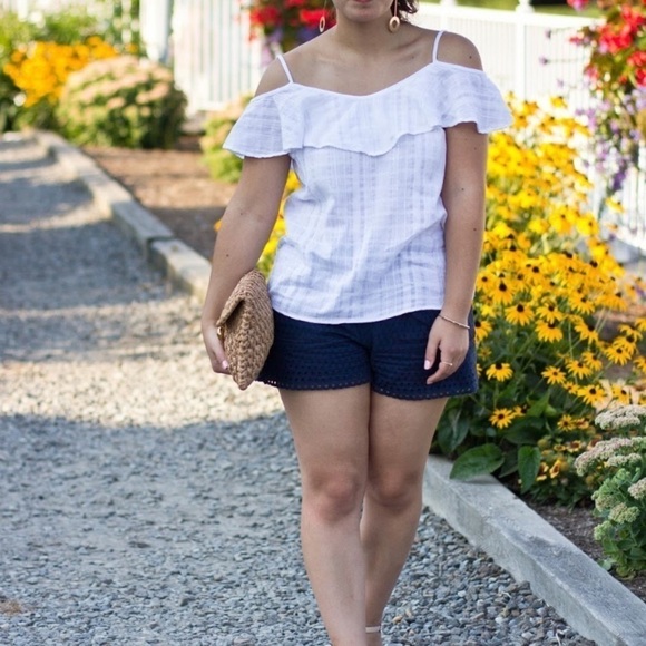 JCREW navy eyelet shorts size 8 - Picture 1 of 5